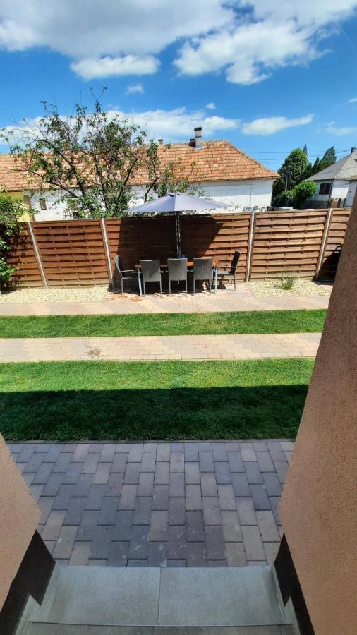 Nemeth Apartman Kestel Dış mekan fotoğraf