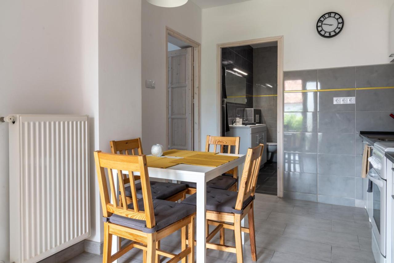 Nemeth Apartman Kestel Dış mekan fotoğraf