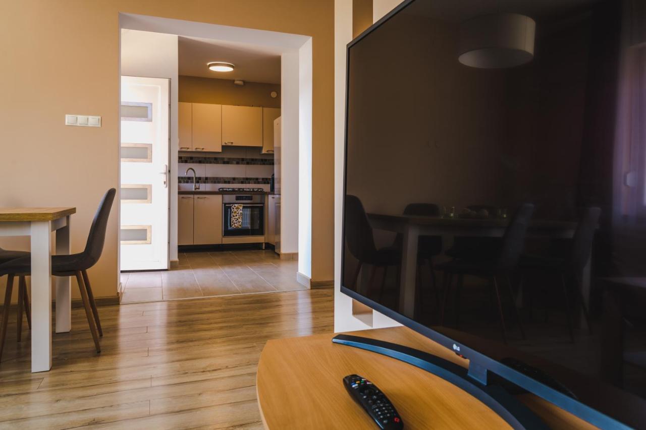 Nemeth Apartman Kestel Dış mekan fotoğraf