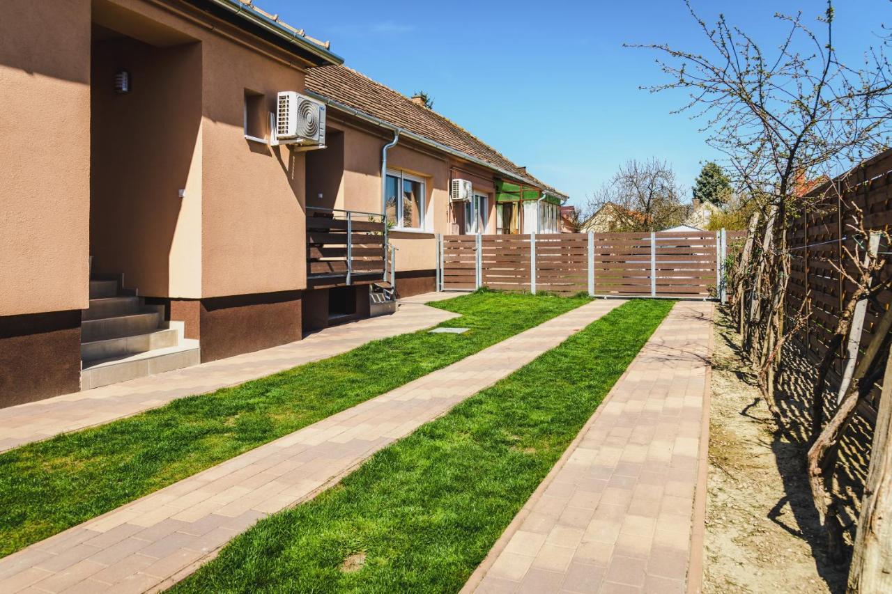 Nemeth Apartman Kestel Dış mekan fotoğraf